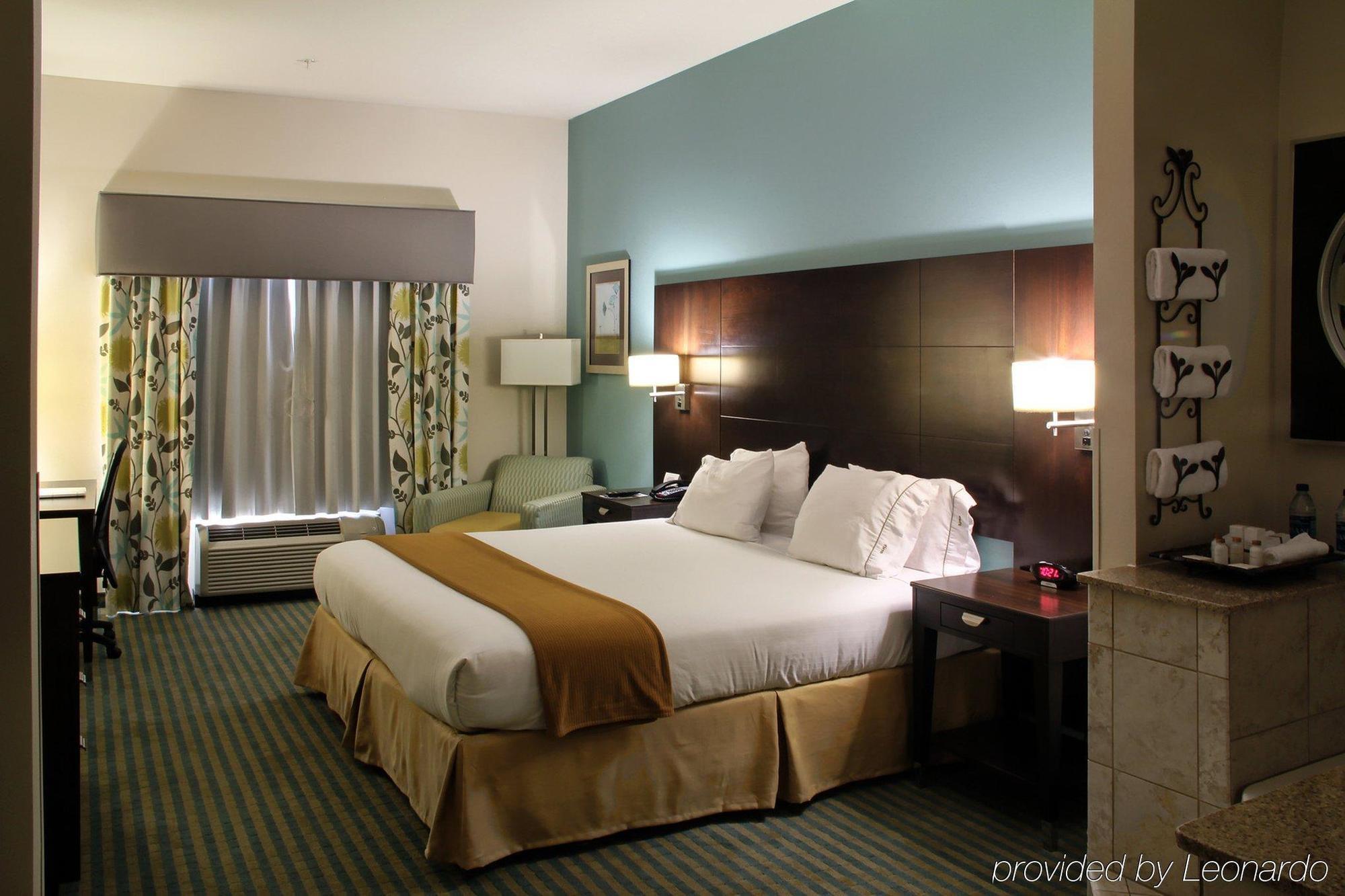 Holiday Inn Express Hotel & Suites Picayune By Ihg Dış mekan fotoğraf